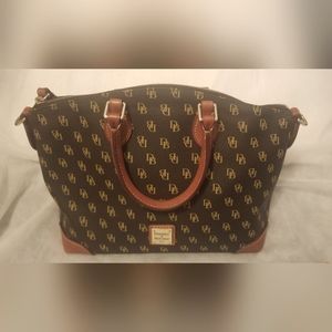 Shoulder Bag Dooney & Bourke  L 13 x H 10 x W 7